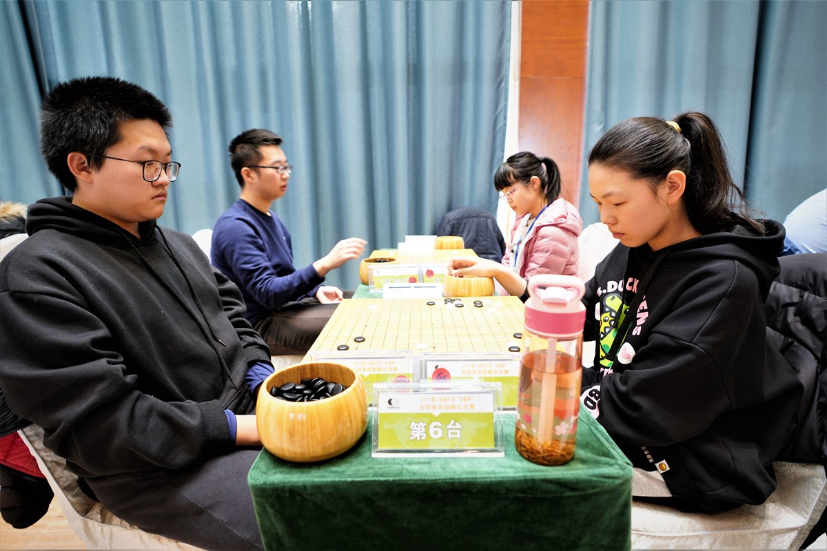 辽宁 龙港杯天王对决马天放胜何鑫 独占鳌头八轮全胜